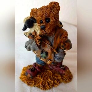 Boyds Bears & Friends Bruce as the Shepherd Nativity Series #3 Style #2410